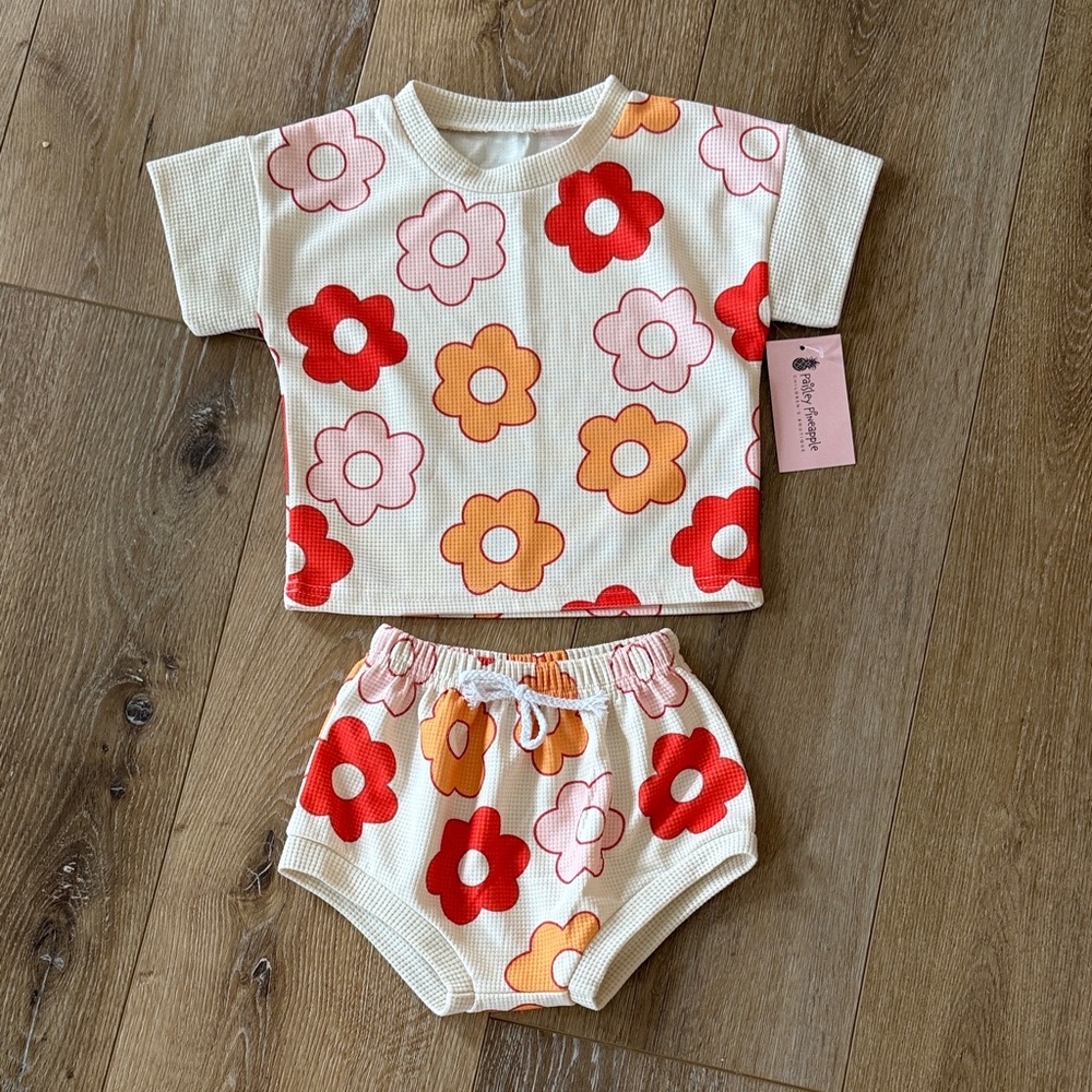 Flower Power Waffle Floral Print Toddler Outfit Size 3t‎